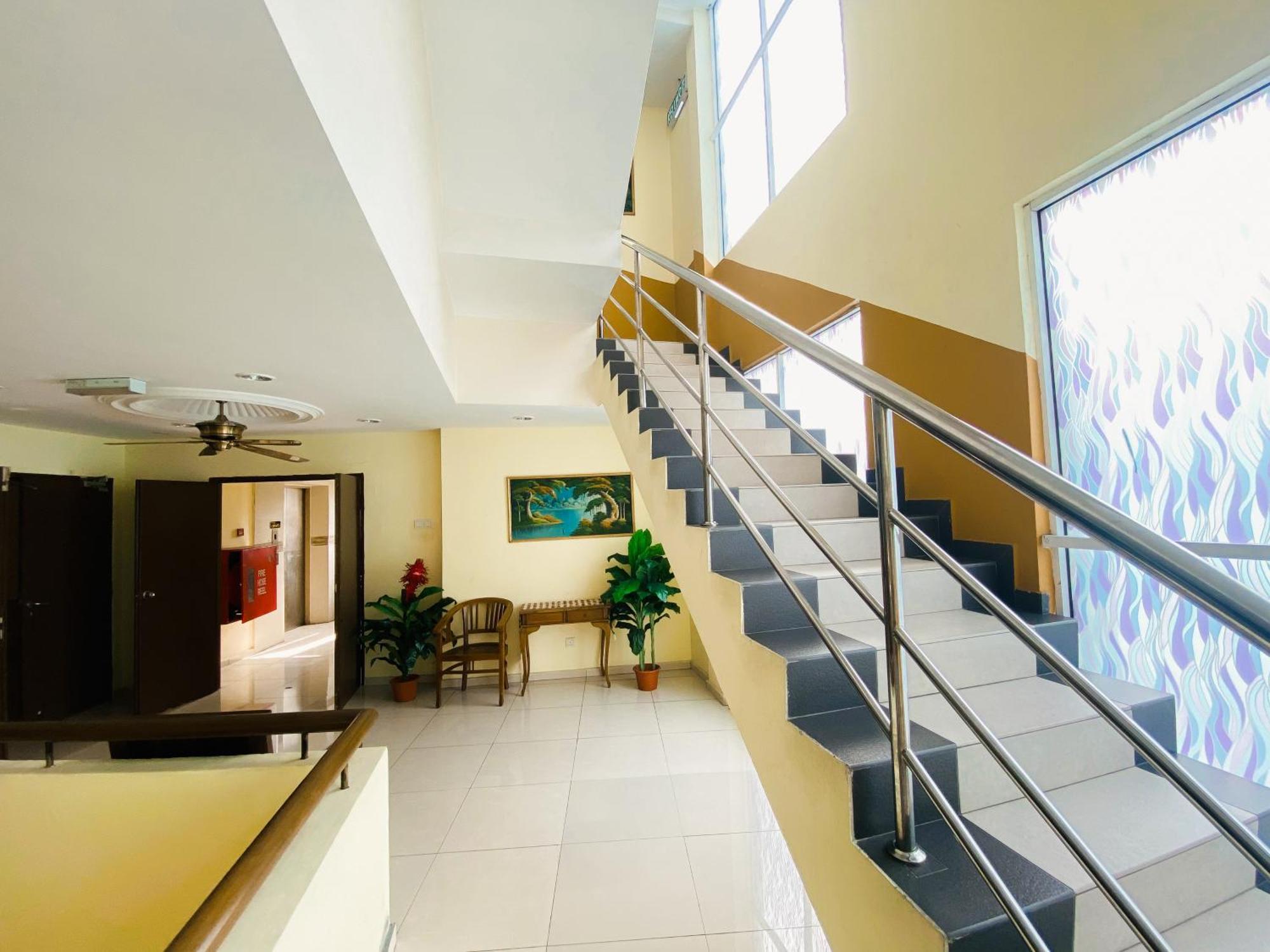 Sun Inns Hotel Cheras - Balakong Exterior photo